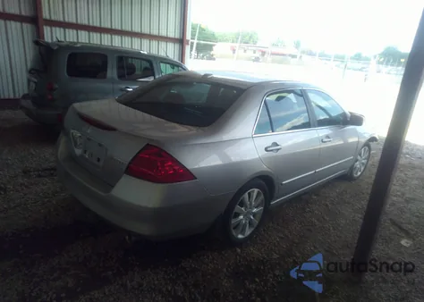 2007 Honda Accord 3.0 Ex из США, поврежденный, VIN 1HGCM66507A013568